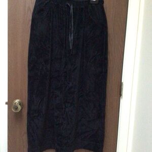 J. Jill Black black velvet skirt midi pull on, cotton blend, festive holiday, L